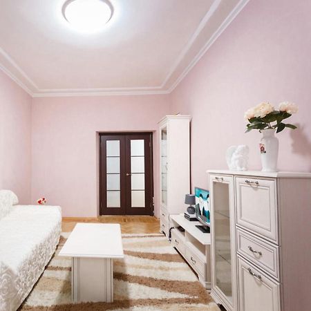 Apartment On Lenina 9 Minsk Exterior photo